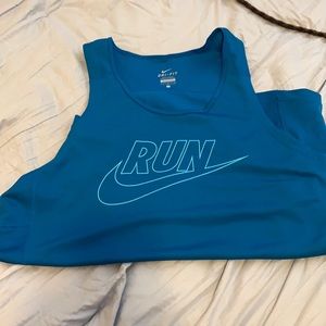 Nike men’s tank